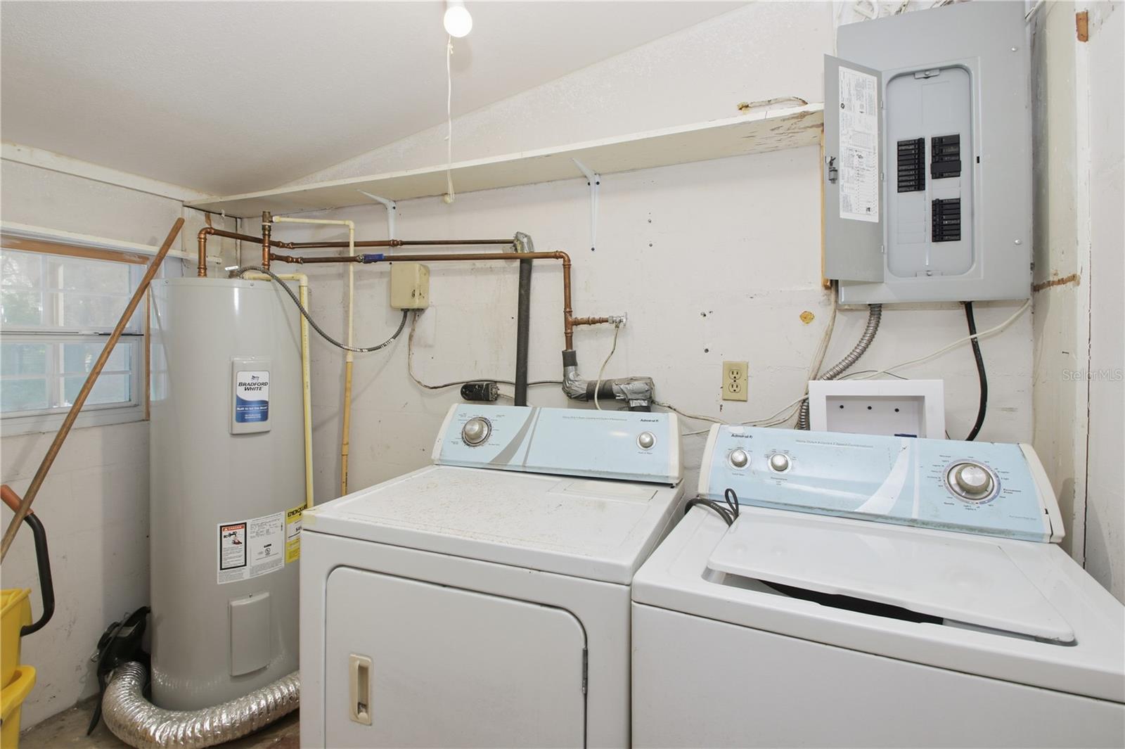 Image 25 of 31 For 103 Fairlane Circle