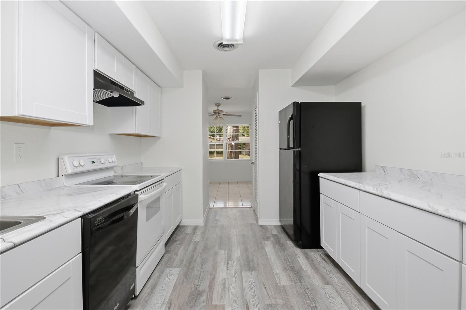 Image 3 of 31 For 103 Fairlane Circle