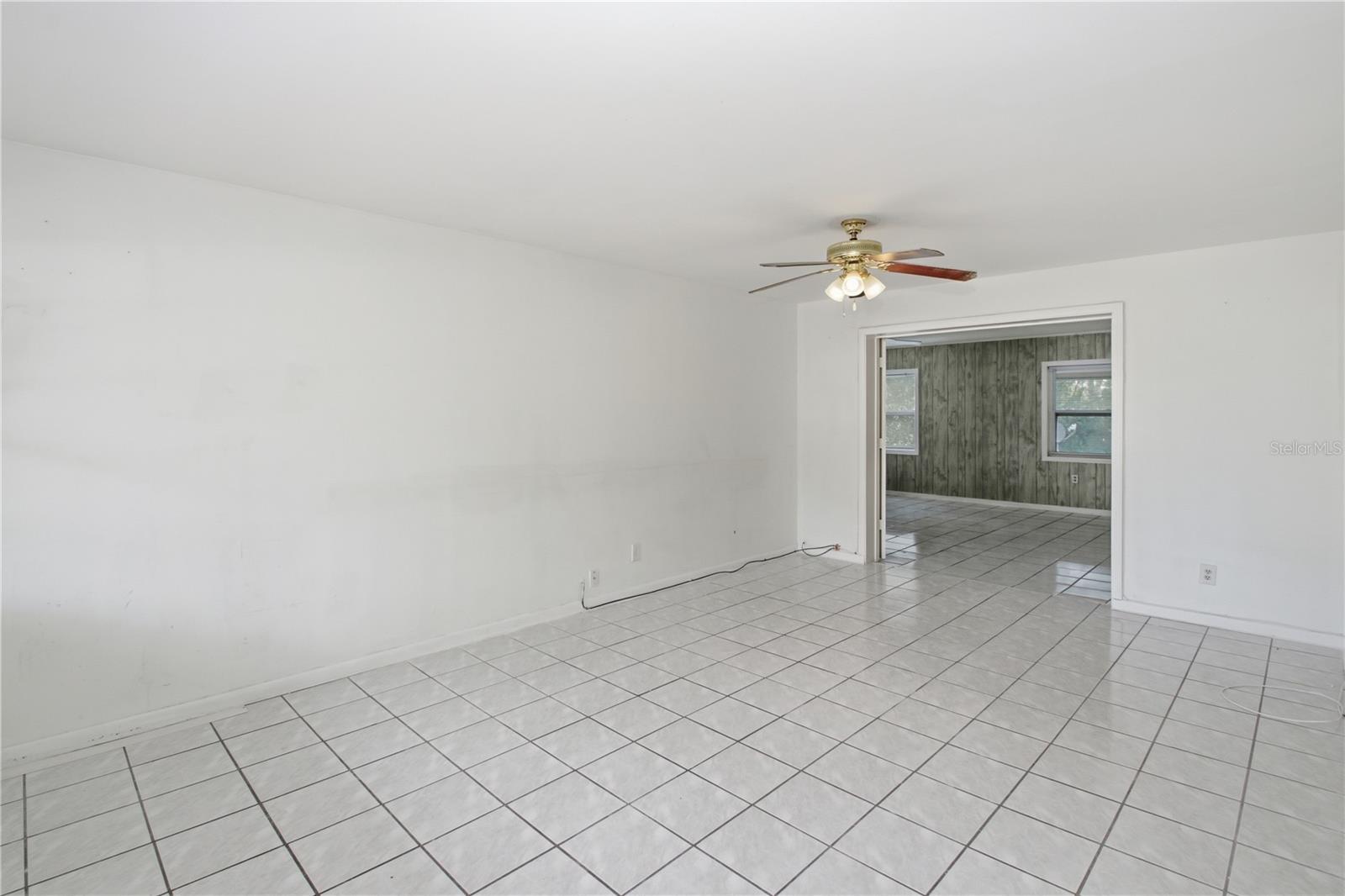 Image 5 of 31 For 103 Fairlane Circle