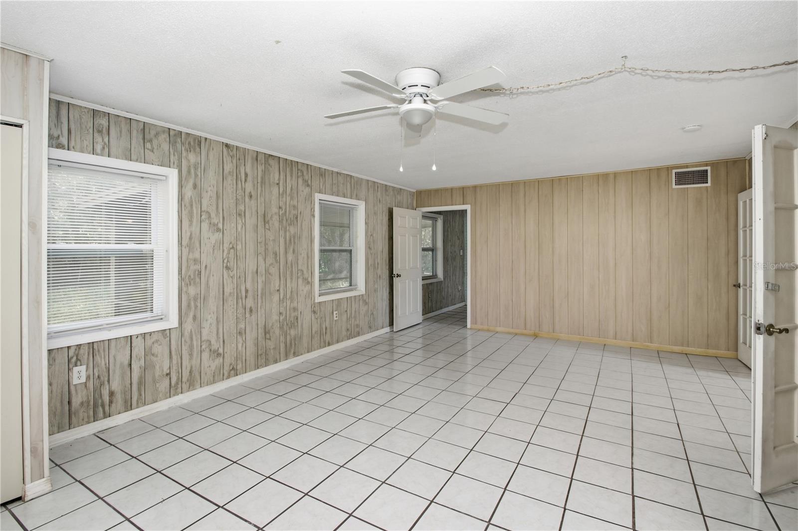 Image 8 of 31 For 103 Fairlane Circle