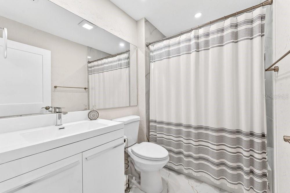 Image 19 of 30 For 7838 La Mirada Drive