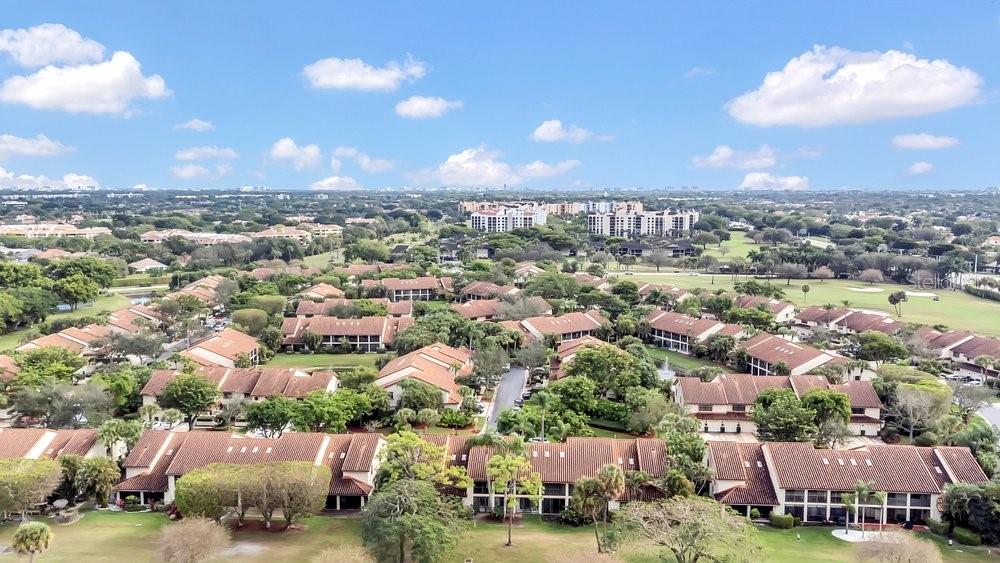 Image 27 of 30 For 7838 La Mirada Drive