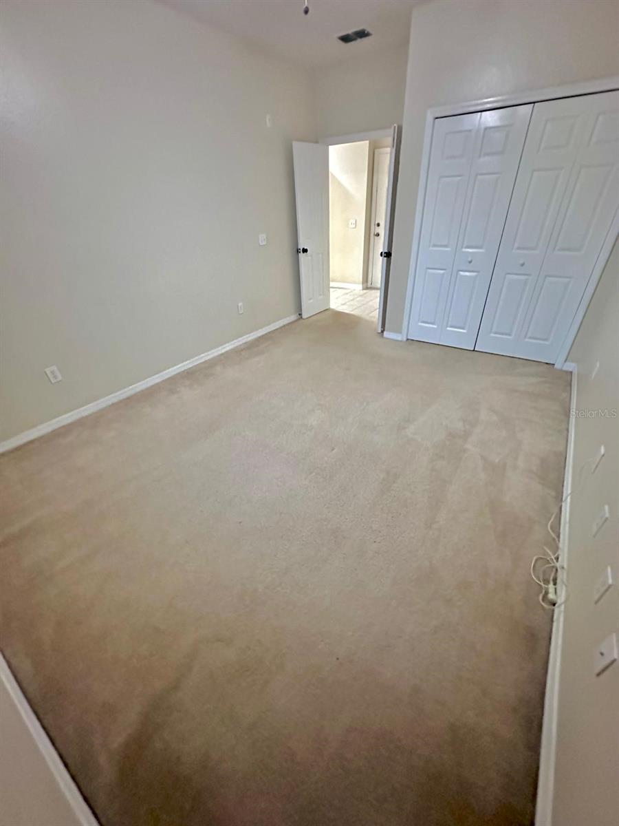 Listing photo id 26 for 3209 Parkchester Square Boulevard 304