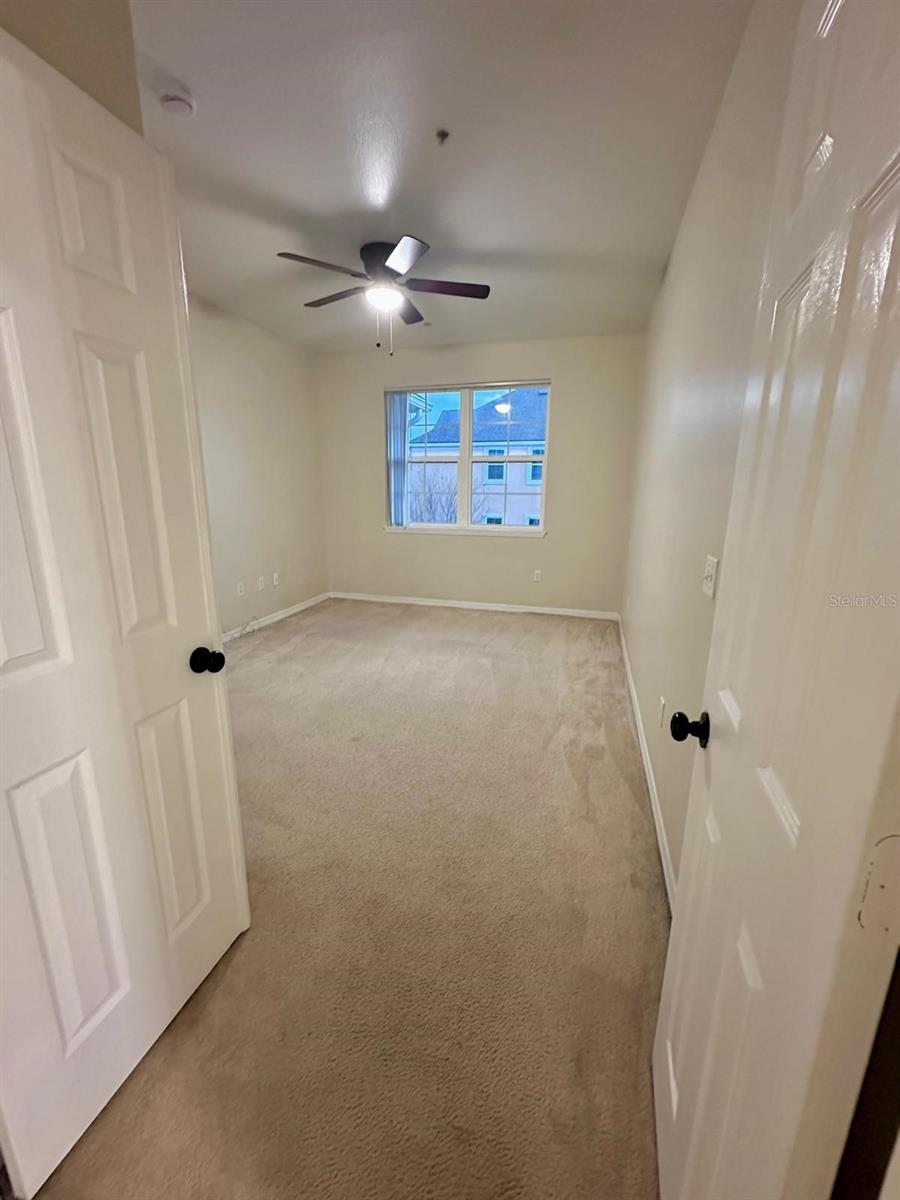 Listing photo id 27 for 3209 Parkchester Square Boulevard 304