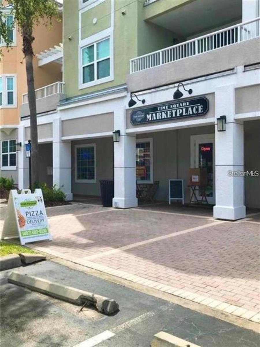 Listing photo id 37 for 3209 Parkchester Square Boulevard 304