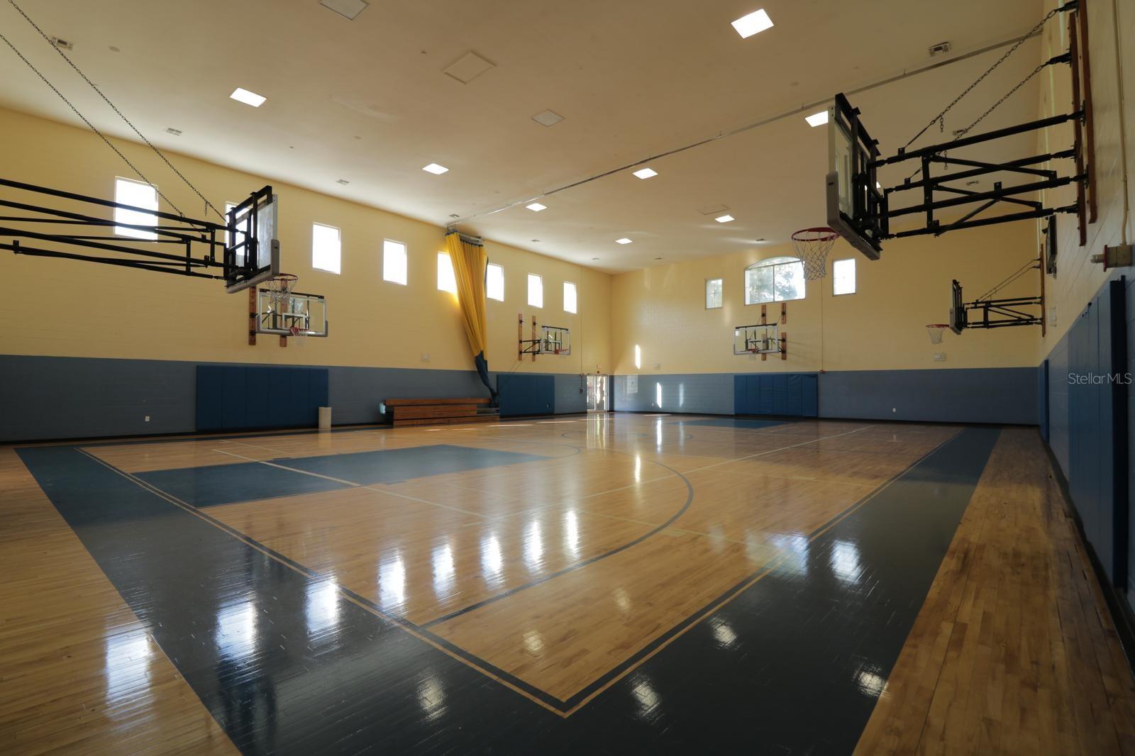 Listing photo id 42 for 3209 Parkchester Square Boulevard 304