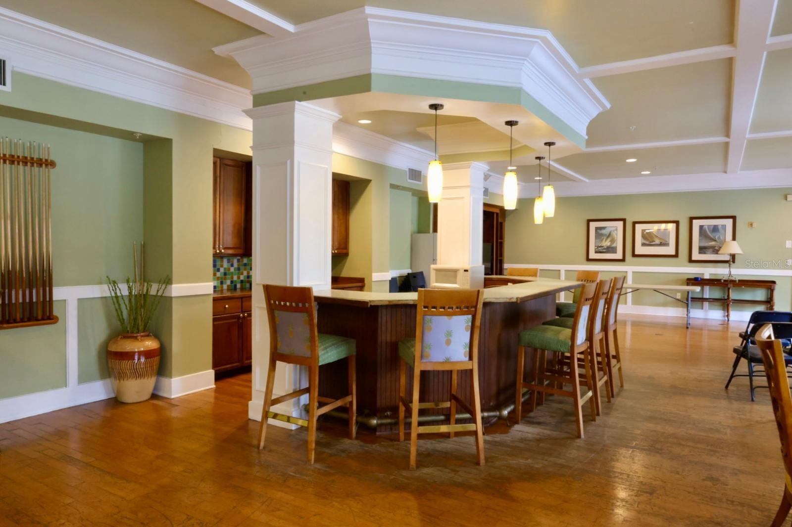 Listing photo id 45 for 3209 Parkchester Square Boulevard 304