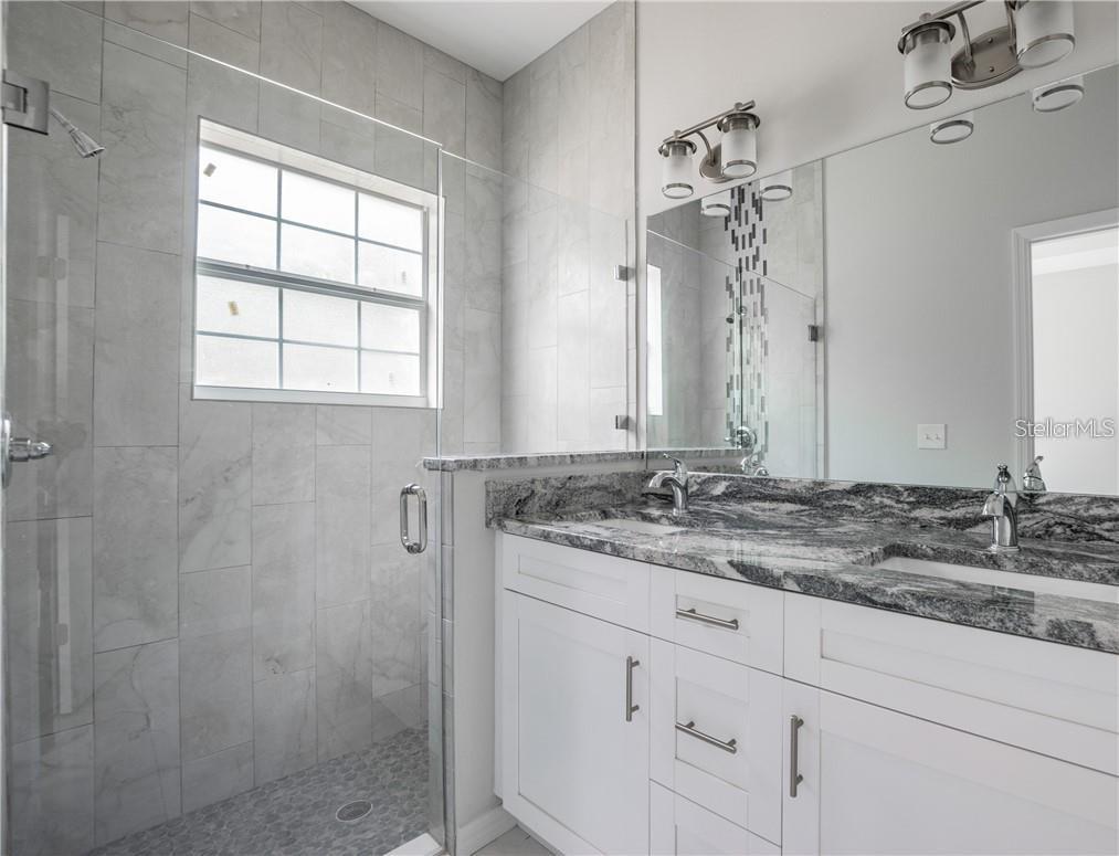 Image 16 of 35 For 8718 Dexter Avenue