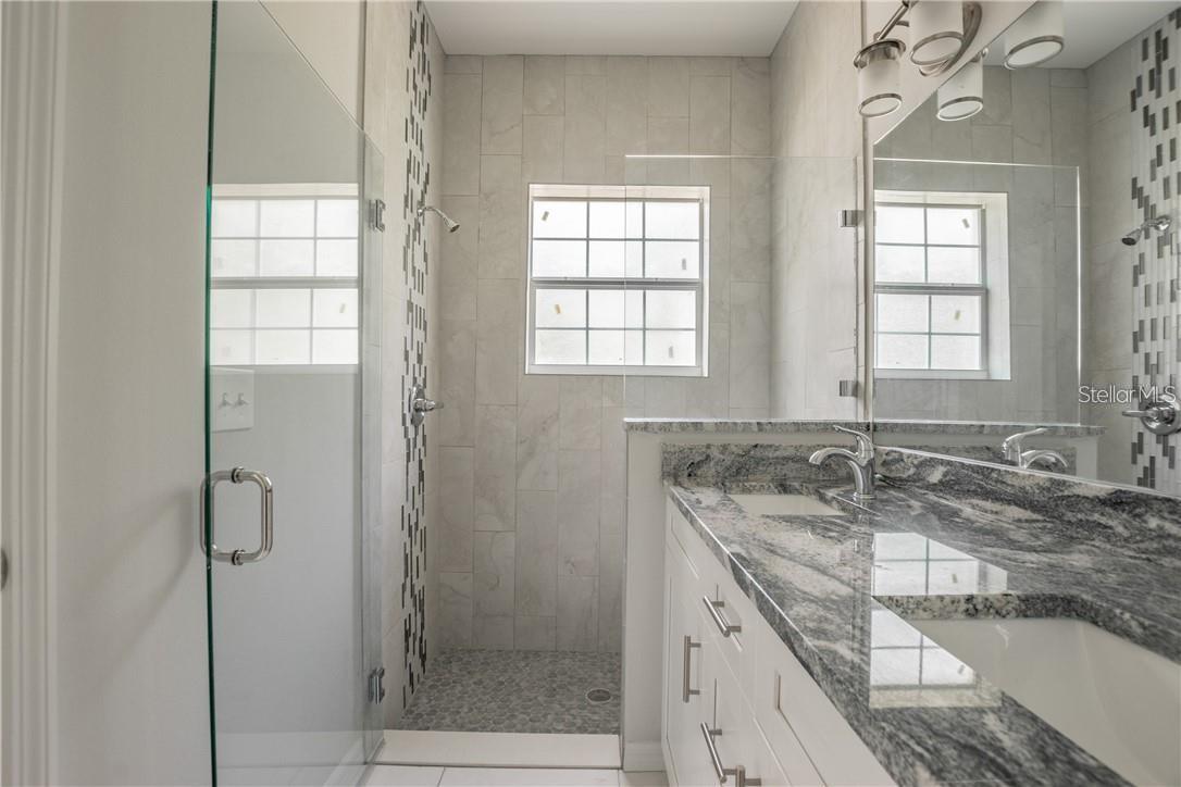 Image 17 of 35 For 8718 Dexter Avenue