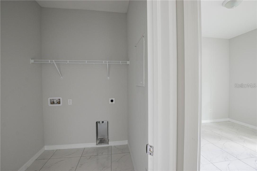 Image 25 of 35 For 8718 Dexter Avenue