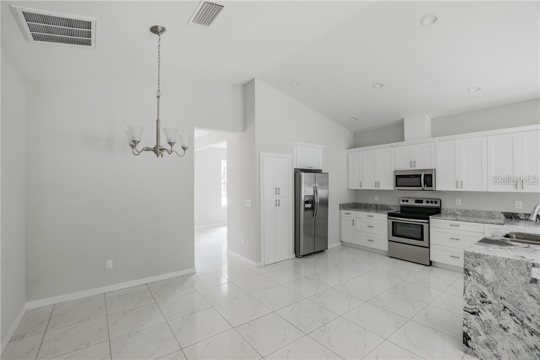 Image 8 of 35 For 8718 Dexter Avenue