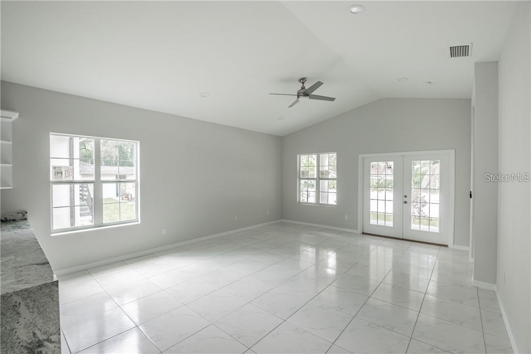 Image 9 of 35 For 8718 Dexter Avenue