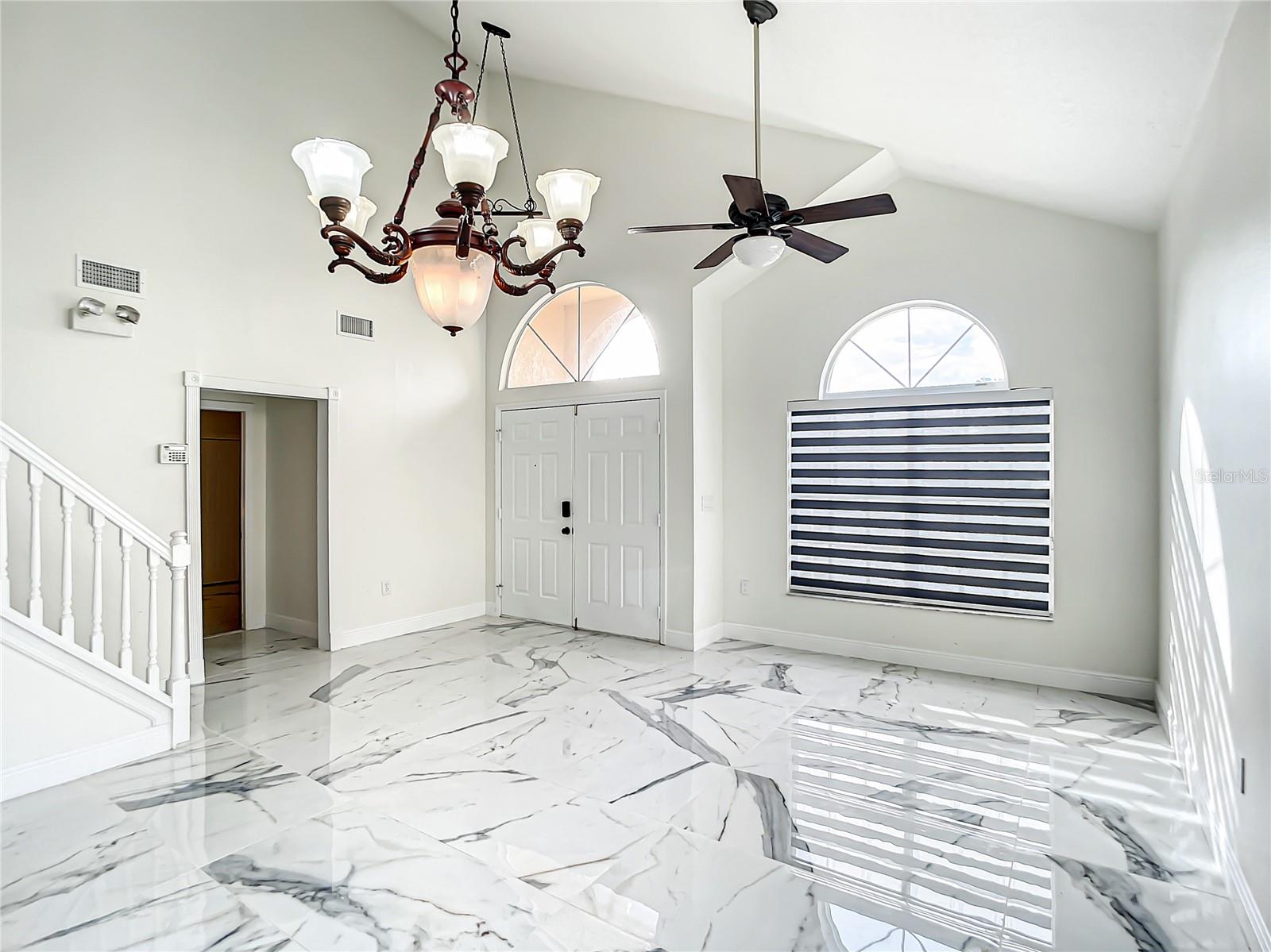 Image 6 of 41 For 8815 Kensington Court