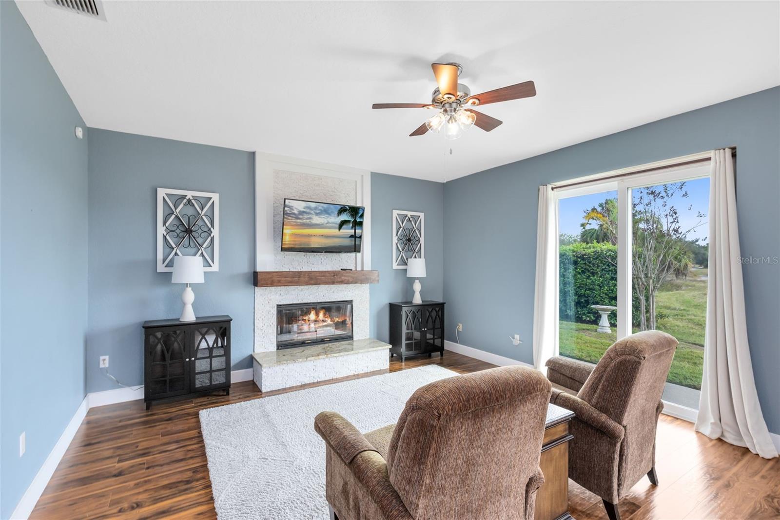 Image 15 of 43 For 111 Harbour Links Court