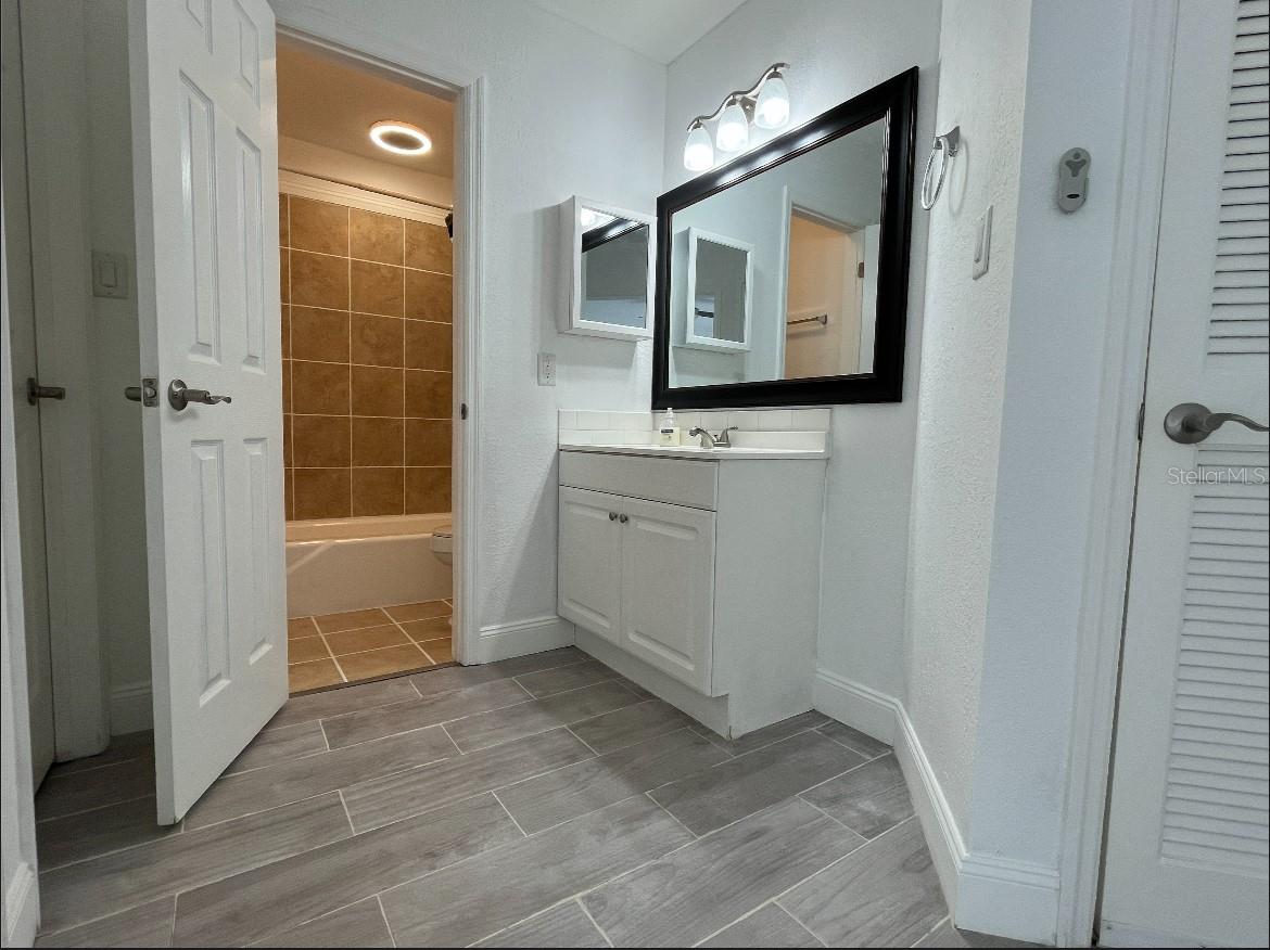 Image 9 of 16 For 2526 Lemon Tree Lane L