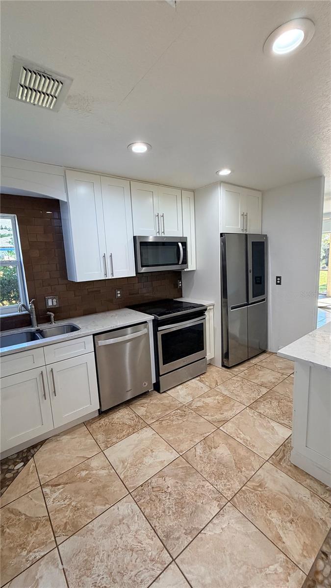 Image 7 of 43 For 2357 Alabaster Avenue