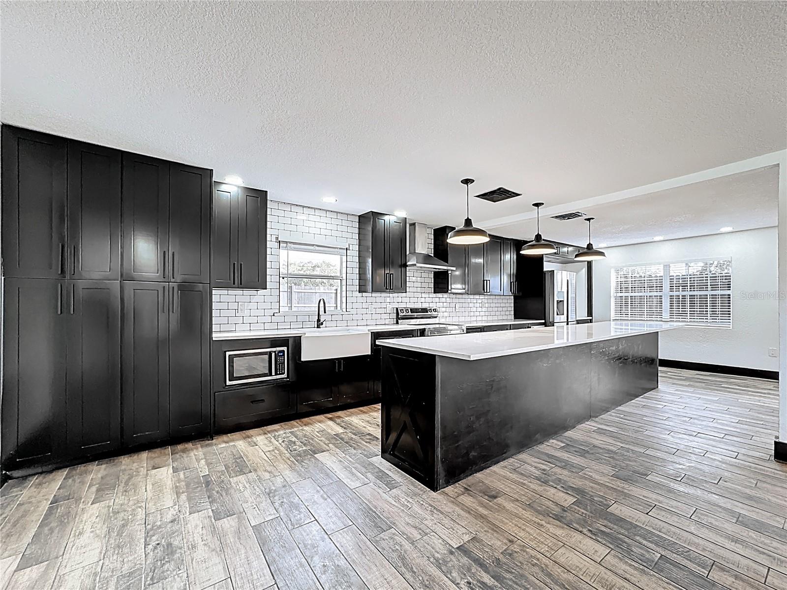 Image 19 of 48 For 1890 Tyner Road