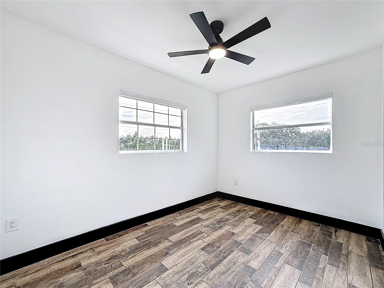 Image 23 of 48 For 1890 Tyner Road