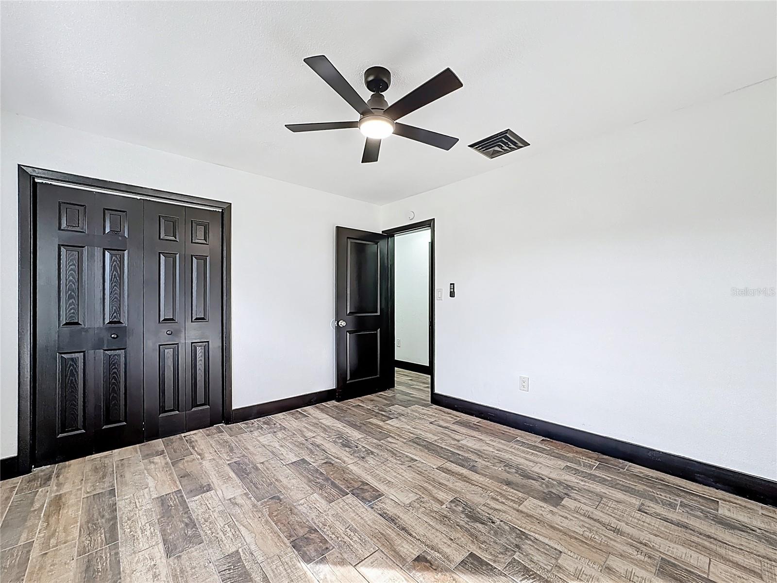 Image 32 of 48 For 1890 Tyner Road