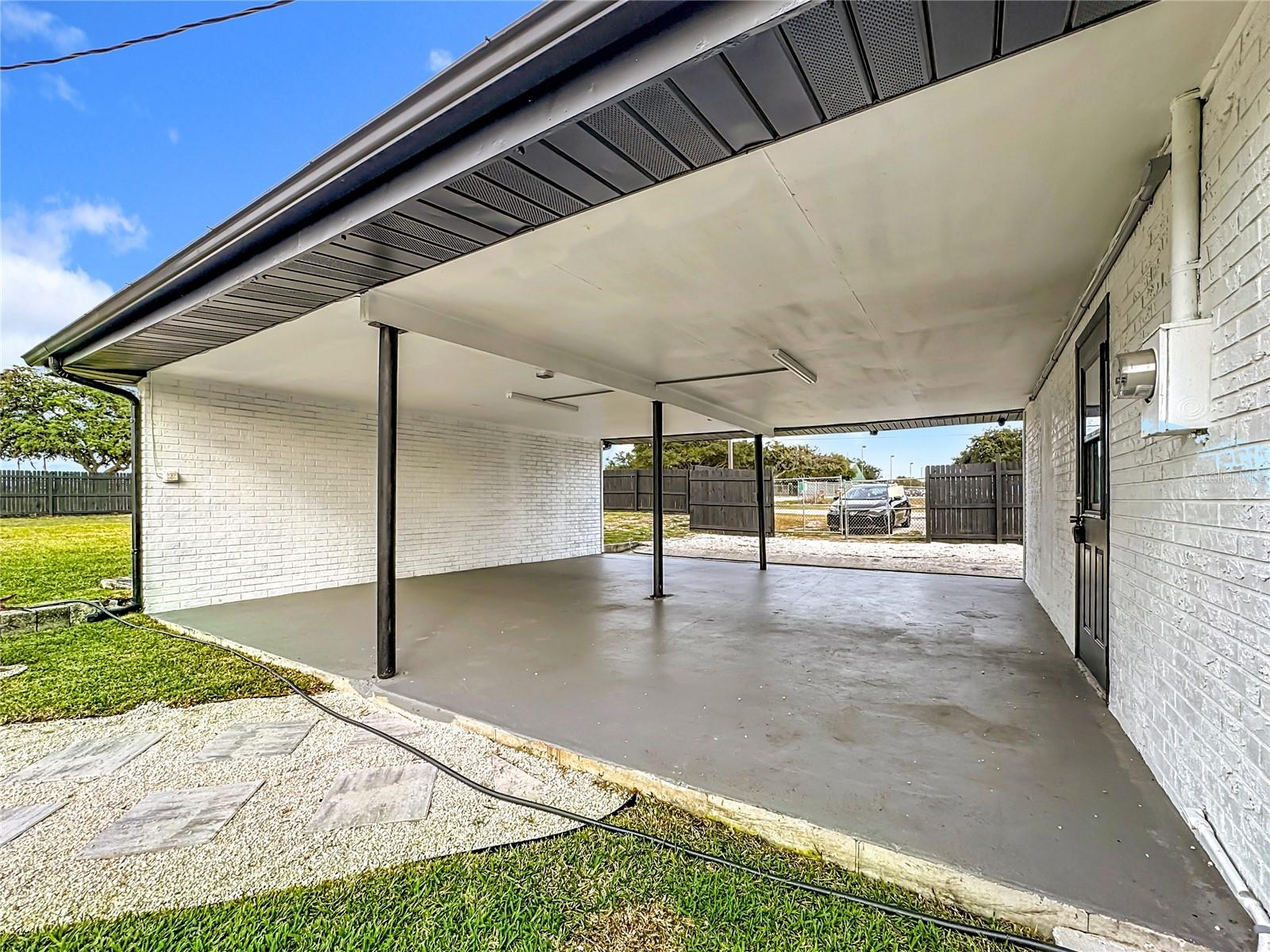 Image 42 of 48 For 1890 Tyner Road