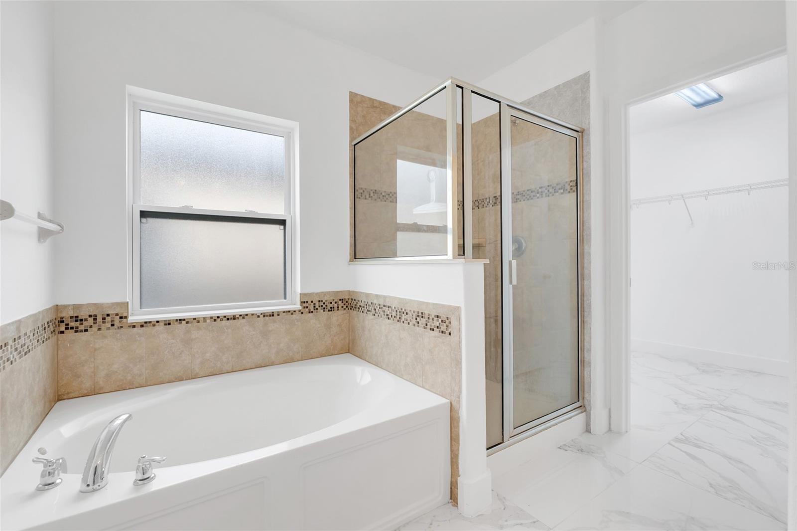 Image 19 of 39 For 4816 Rockvale Drive