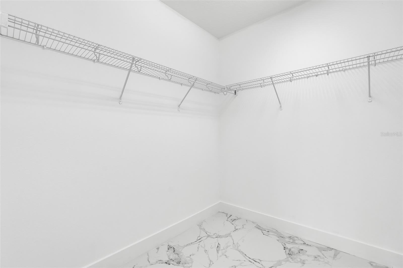 Image 20 of 39 For 4816 Rockvale Drive