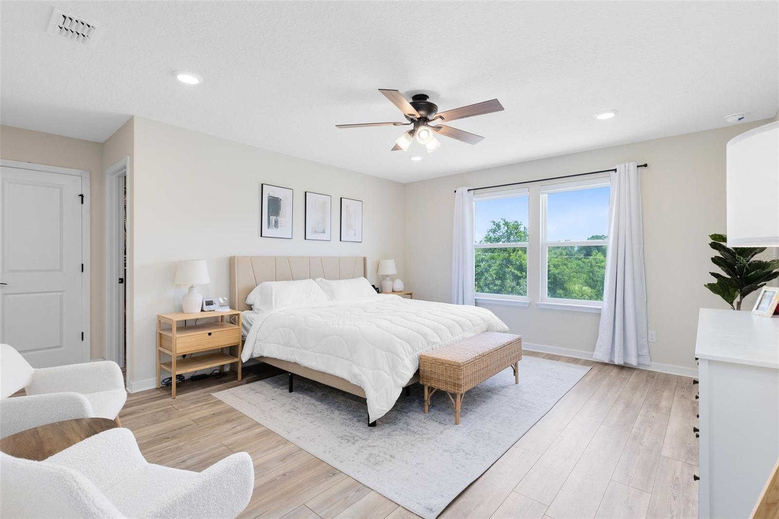 Image 22 of 48 For 5677 Cedar Chase Drive