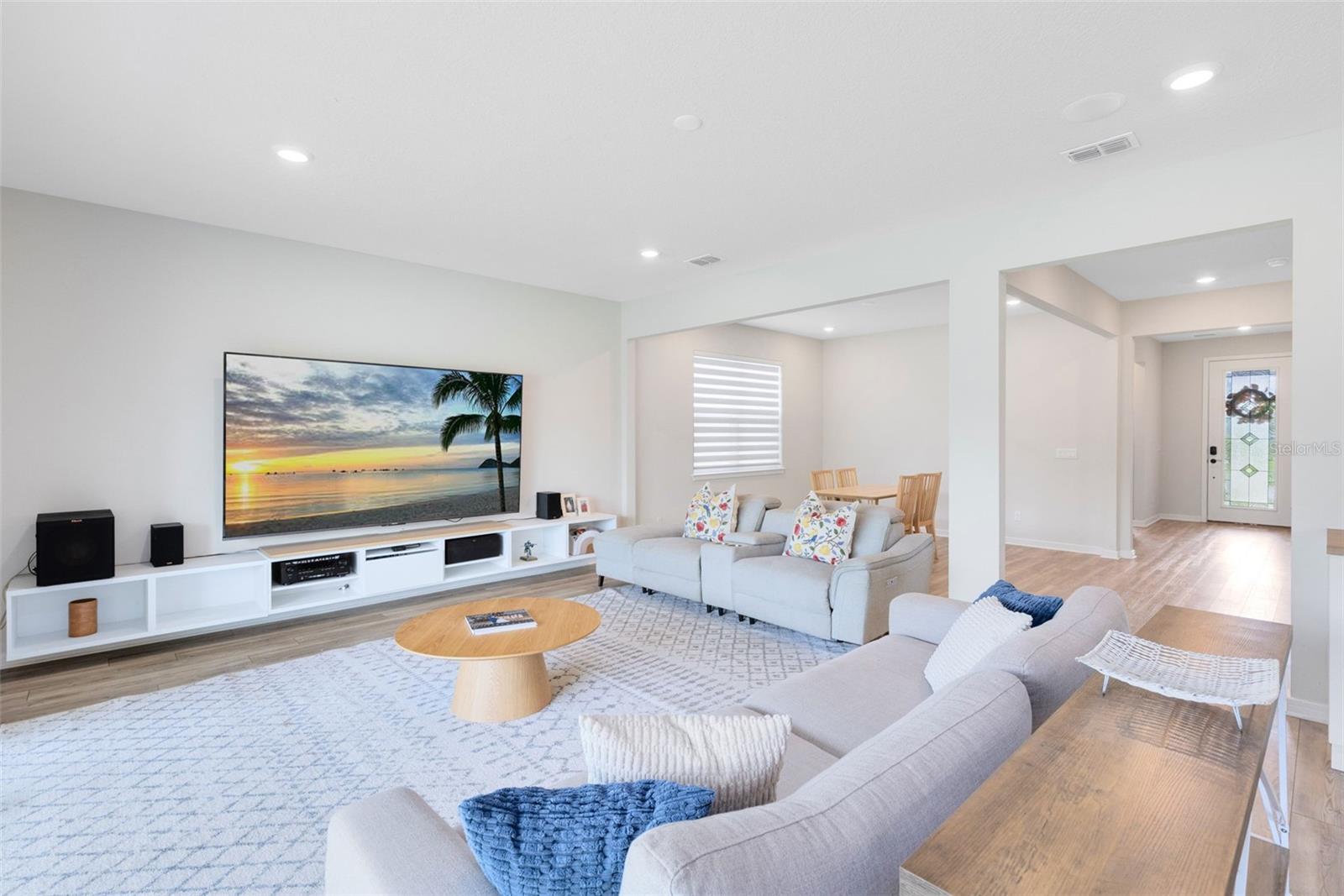 Image 4 of 48 For 5677 Cedar Chase Drive