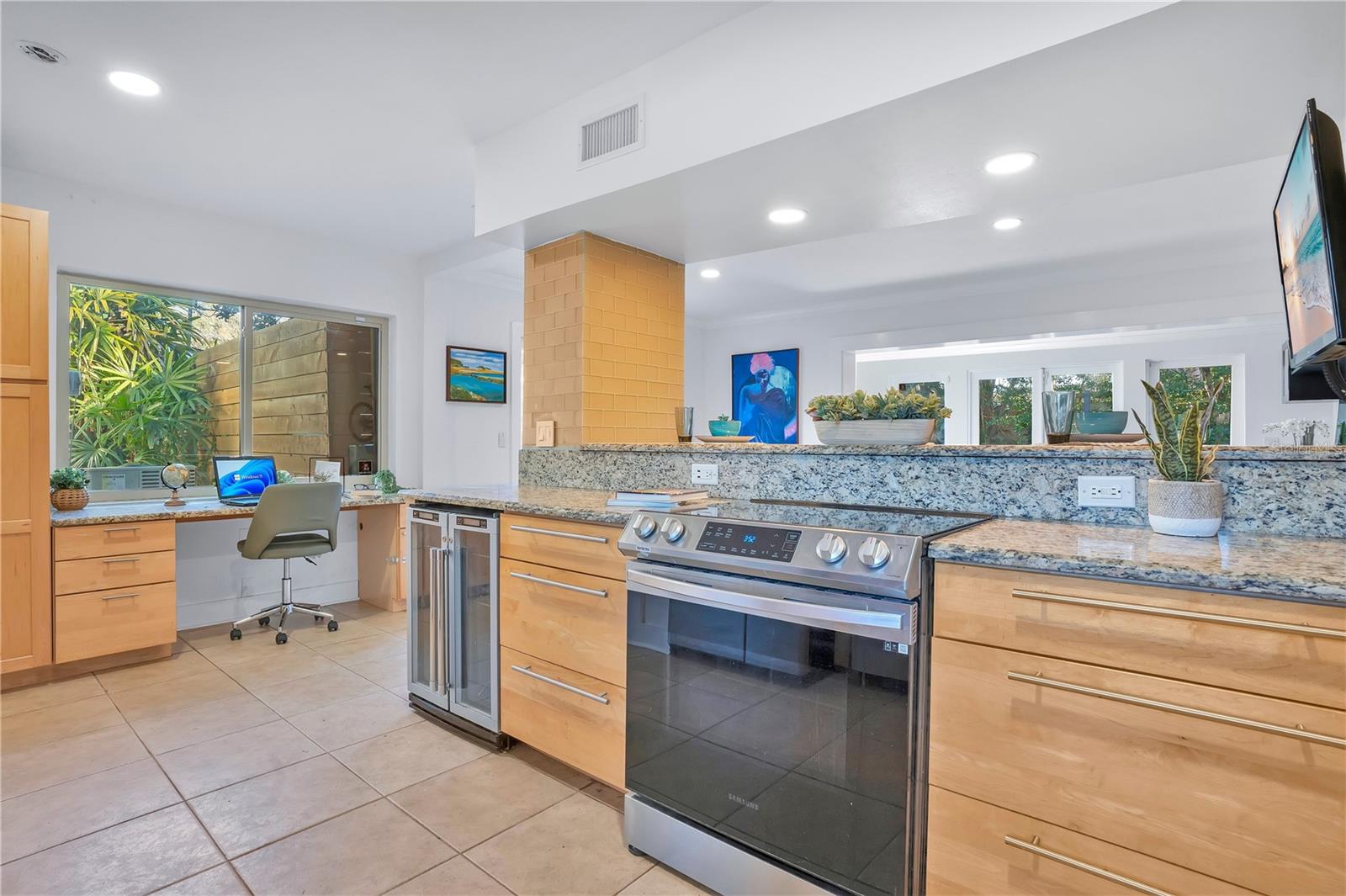 Image 19 of 79 For 3246 Inverness Court