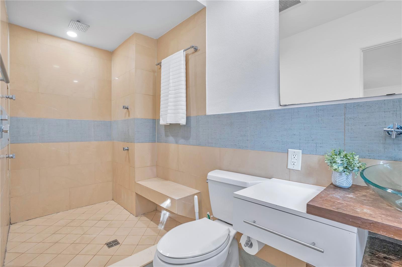 Image 29 of 79 For 3246 Inverness Court