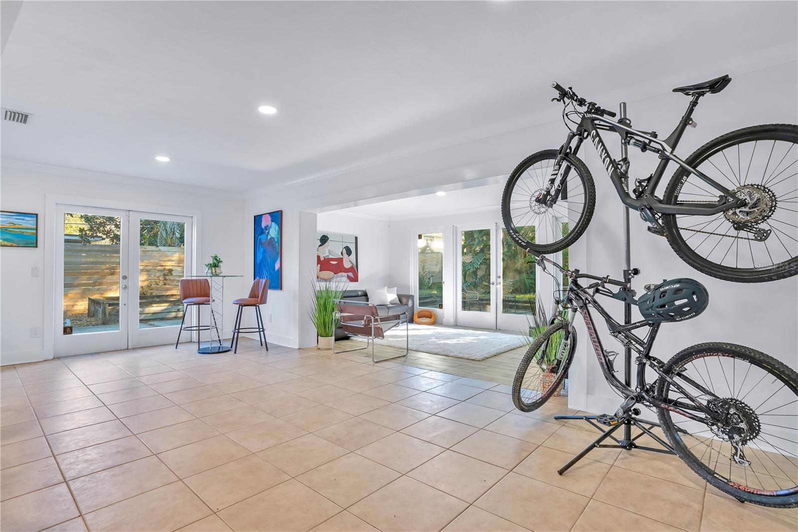 Image 6 of 79 For 3246 Inverness Court