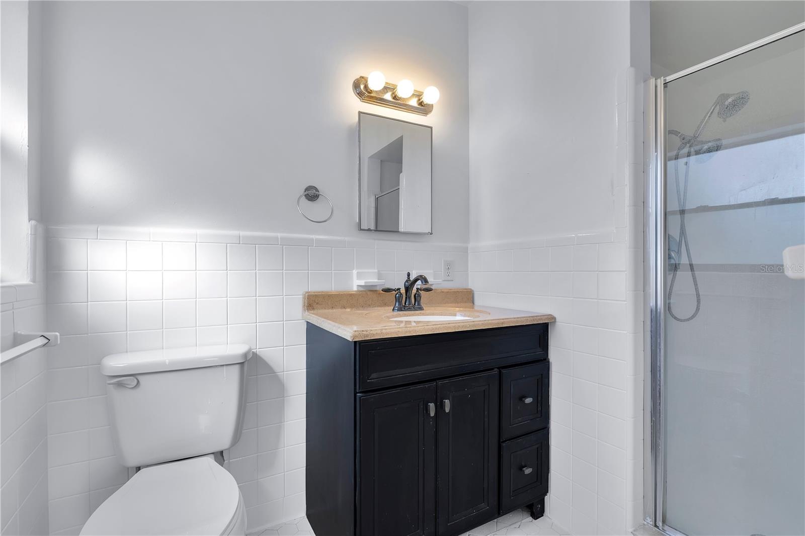 Image 13 of 36 For 2420 Pershing Avenue