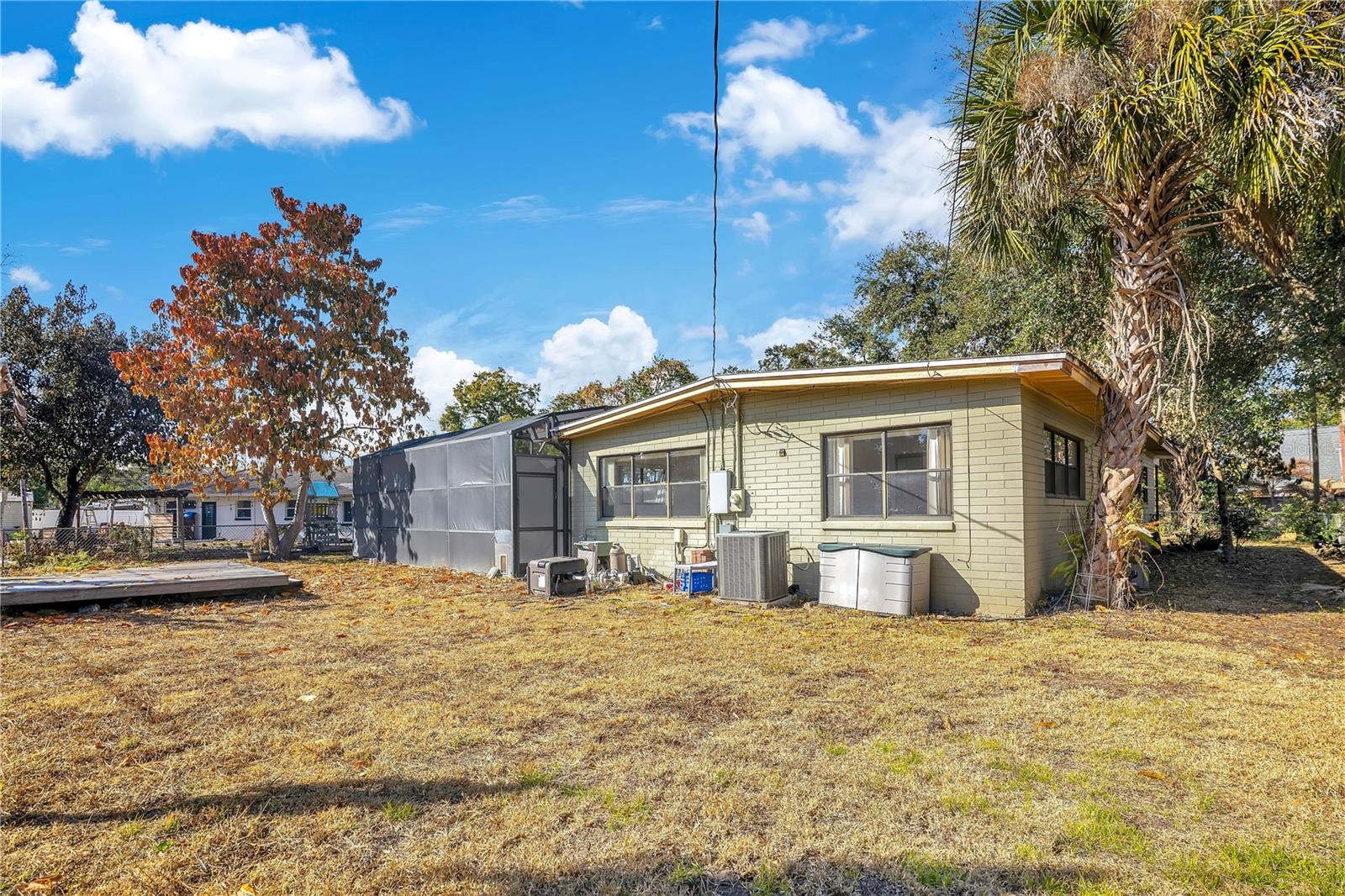 Image 27 of 36 For 2420 Pershing Avenue