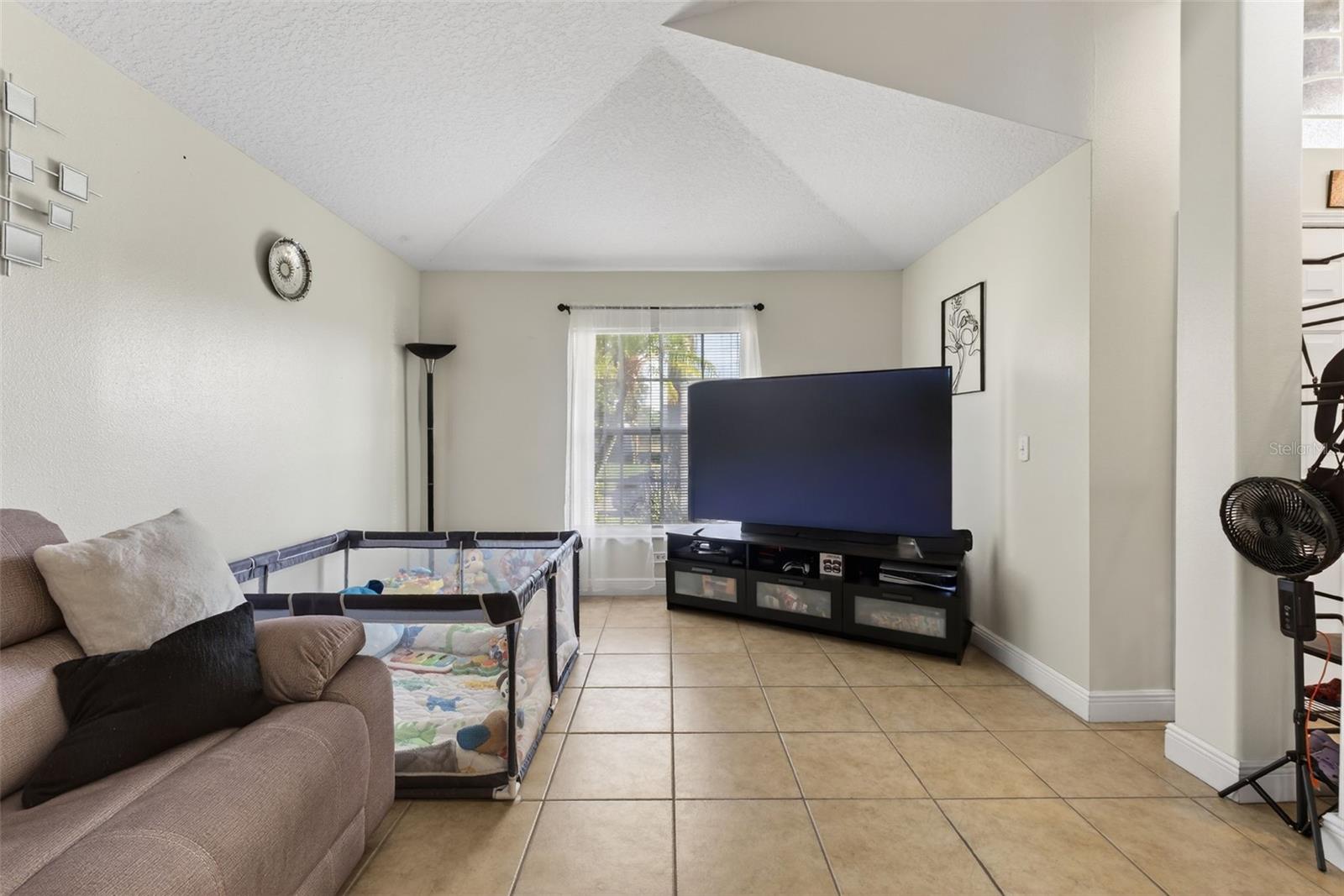 Image 11 of 52 For 3154 Benson Park Boulevard