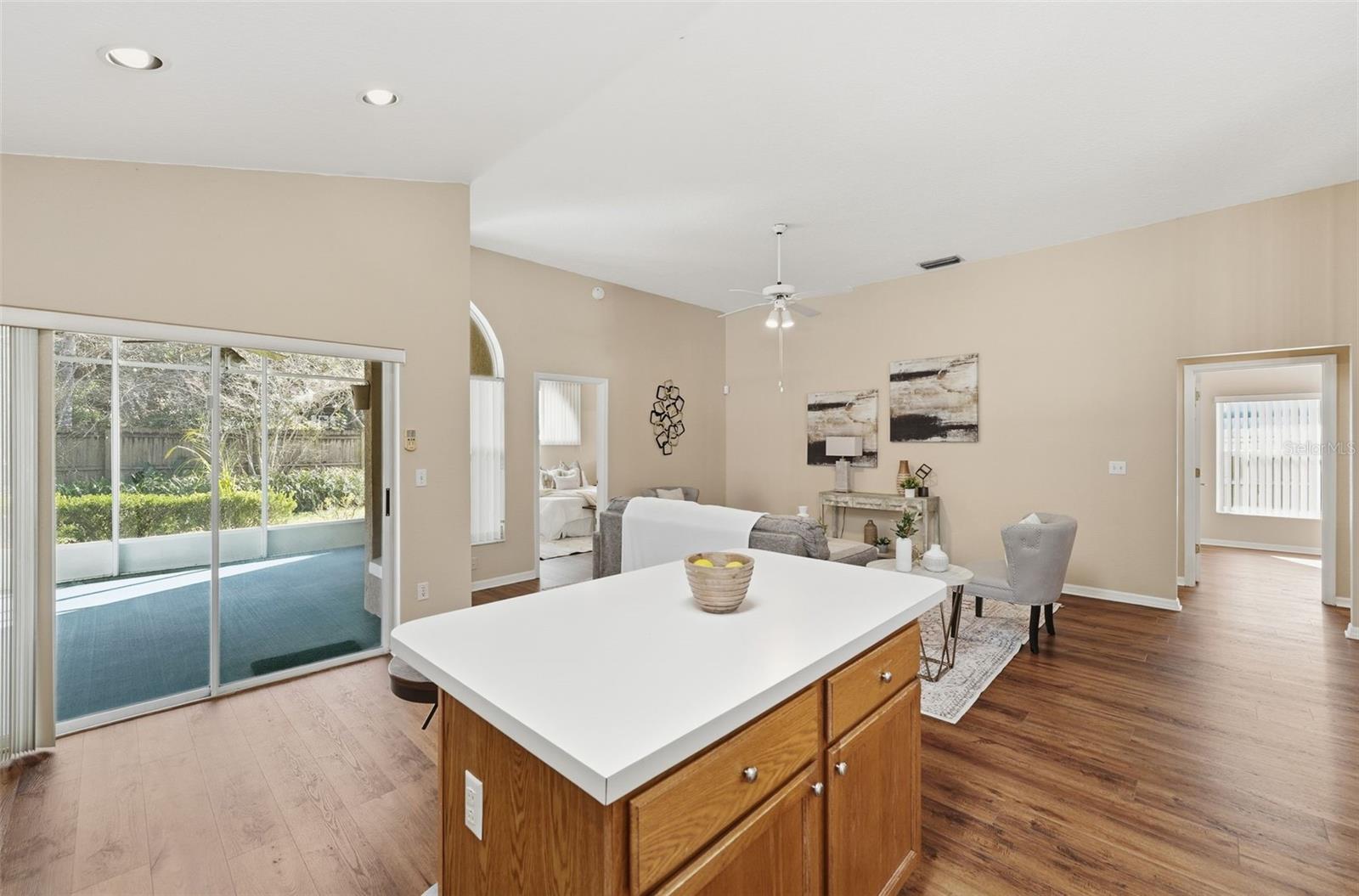 Image 20 of 32 For 1611 Sand Key Circle