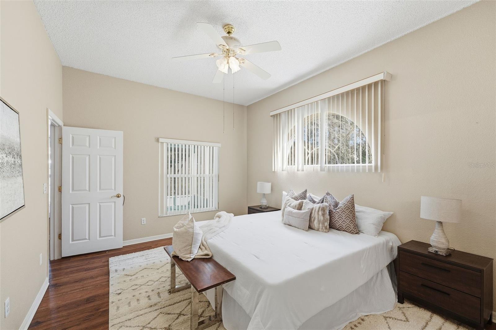 Image 22 of 32 For 1611 Sand Key Circle