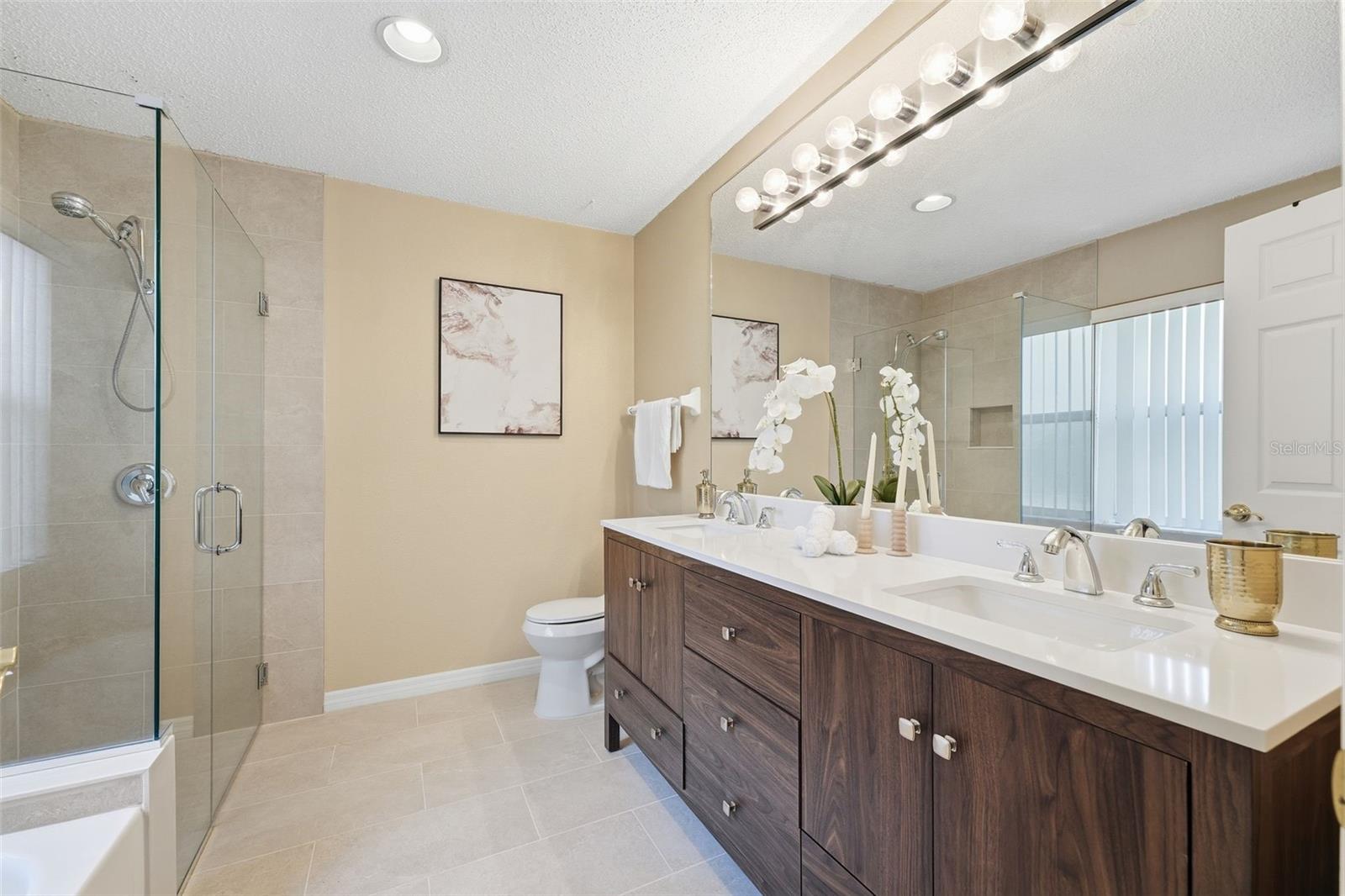 Image 25 of 32 For 1611 Sand Key Circle