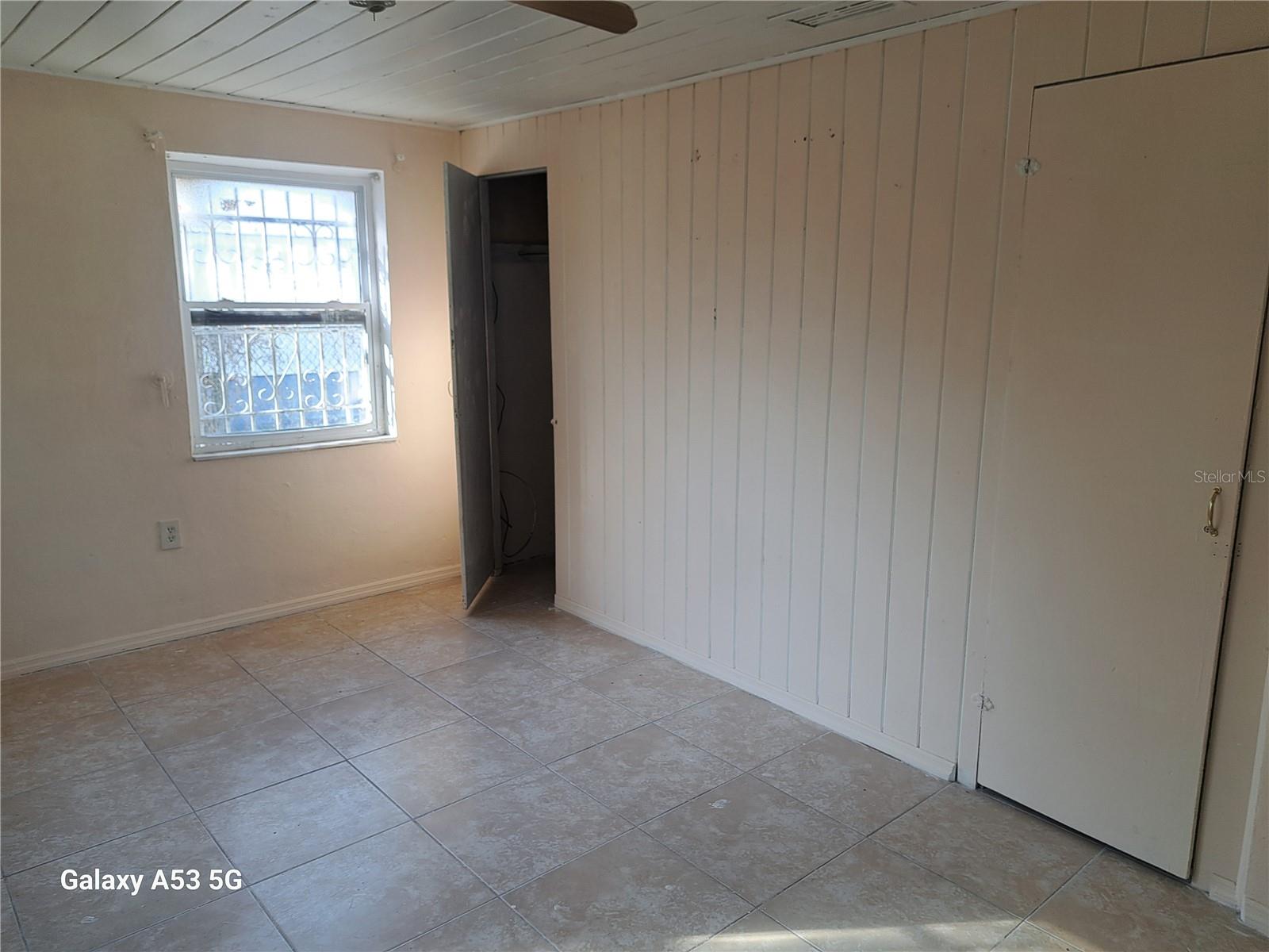 Image 11 of 14 For 2843 Livingston Street