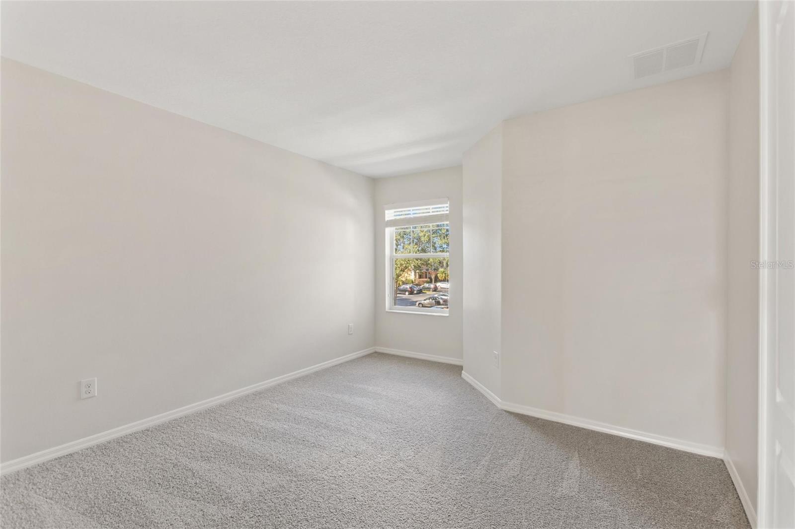 Image 12 of 20 For 1010 Chelsea Drive