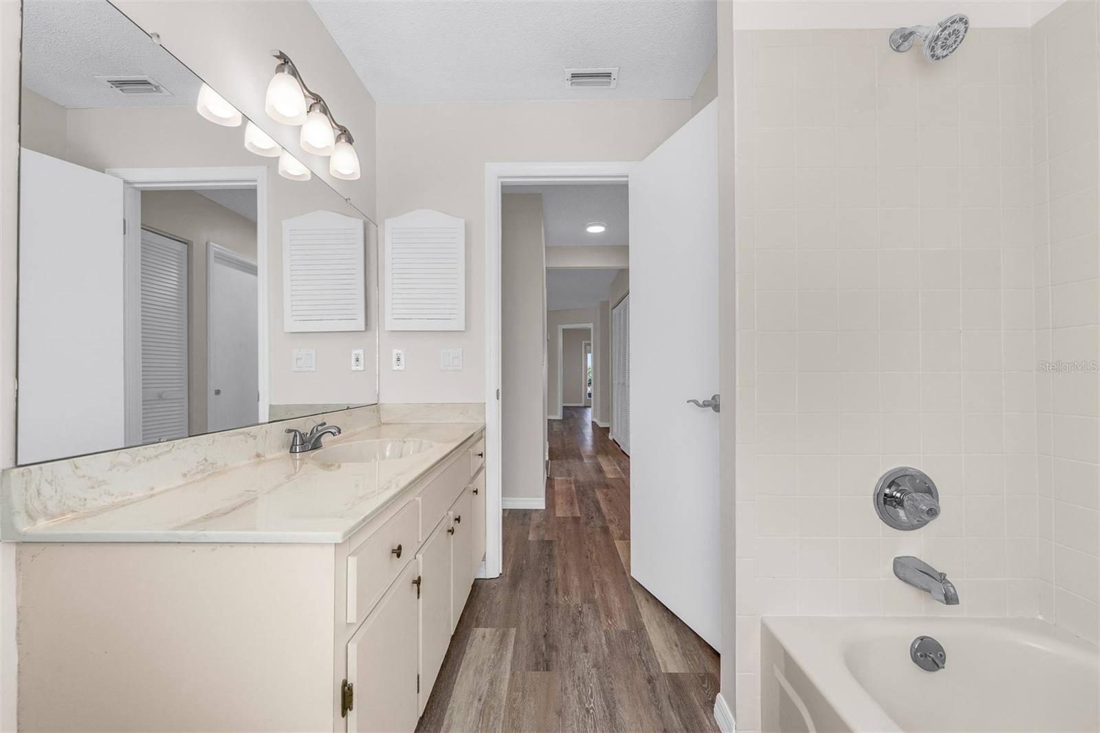 Image 25 of 43 For 233 Bob White Court 2330