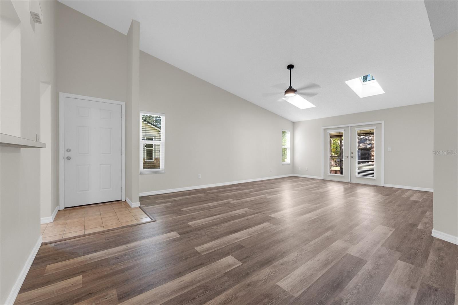 Image 8 of 43 For 233 Bob White Court 2330