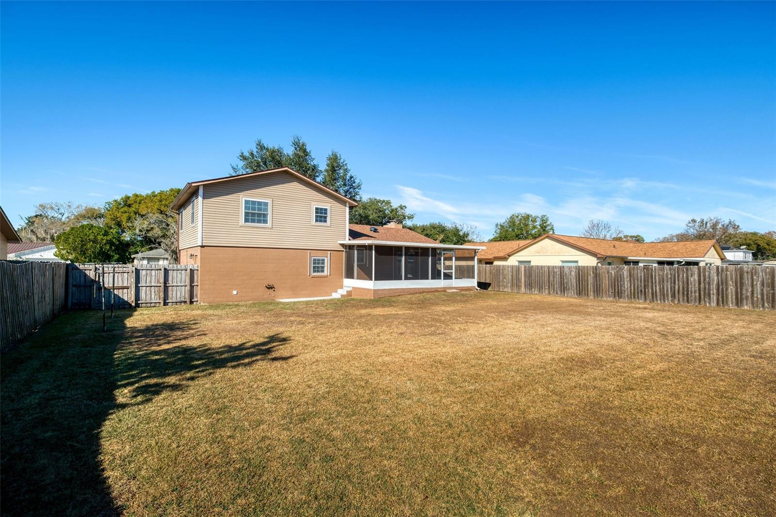 Image 19 of 26 For 3247 Kayenta Court