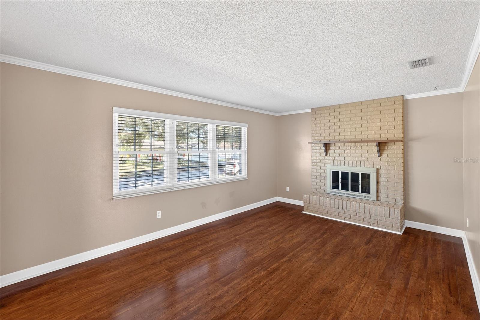 Image 5 of 26 For 3247 Kayenta Court