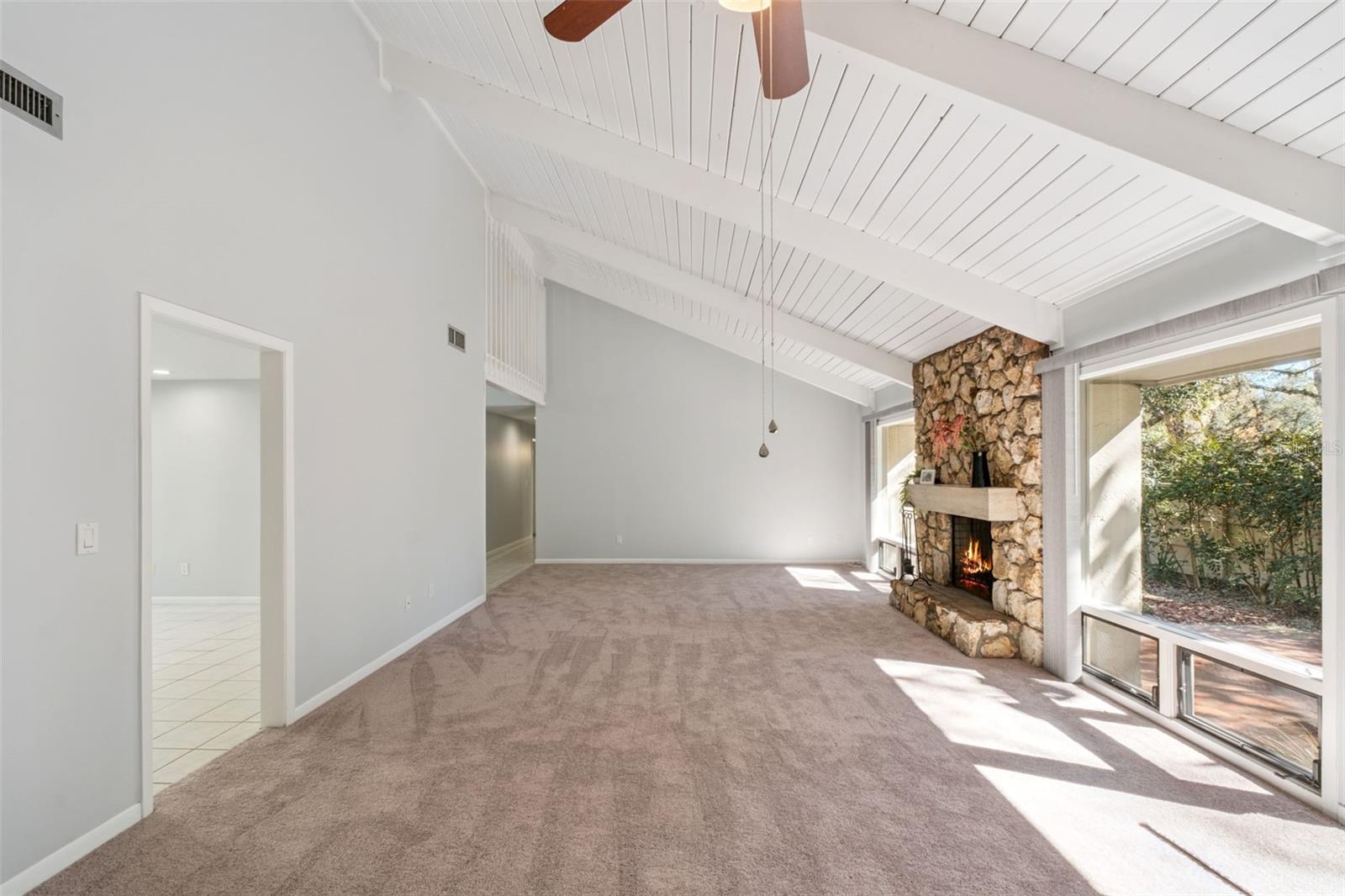 Image 14 of 59 For 200 Weeping Elm Lane