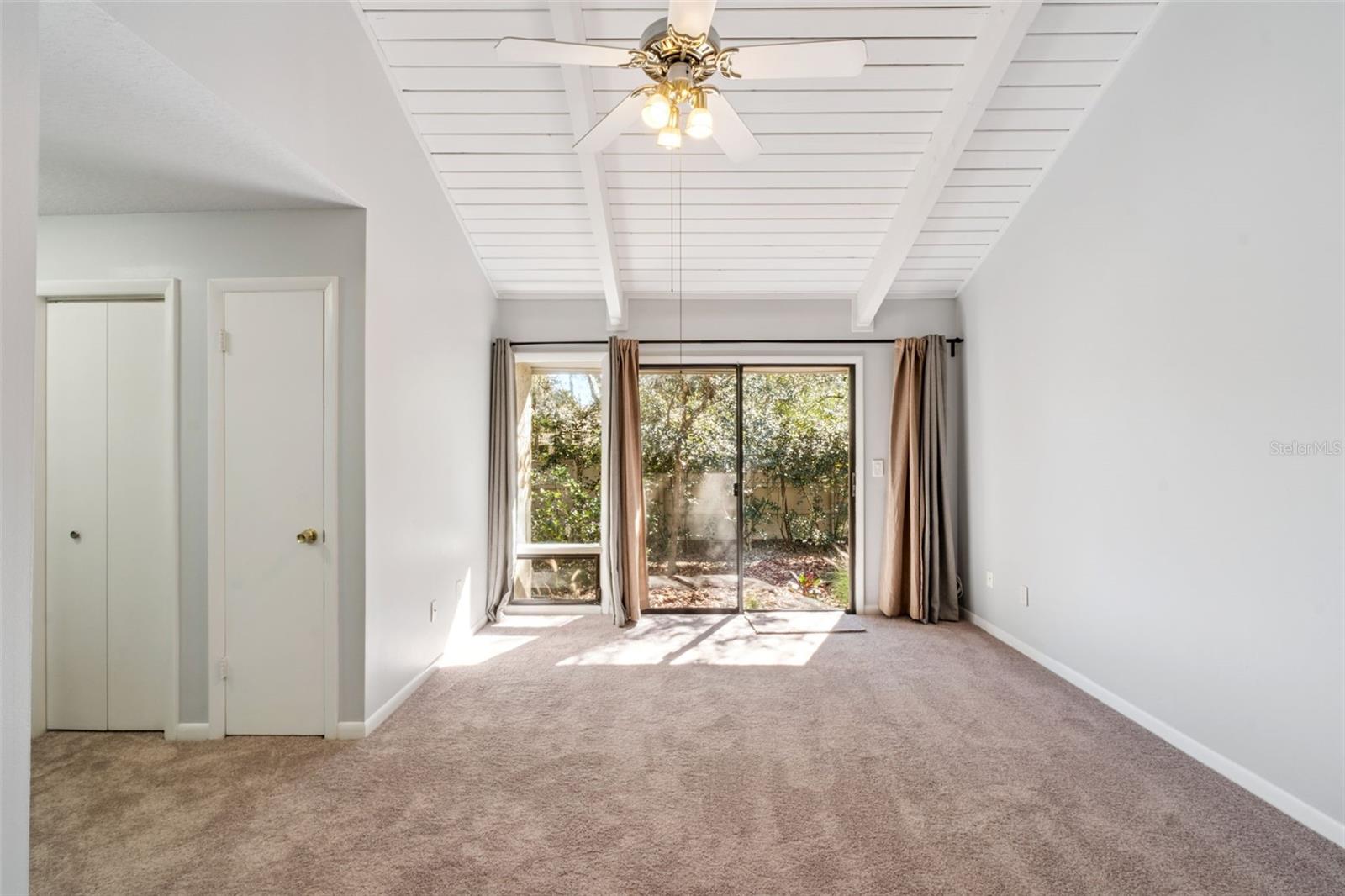 Image 16 of 59 For 200 Weeping Elm Lane