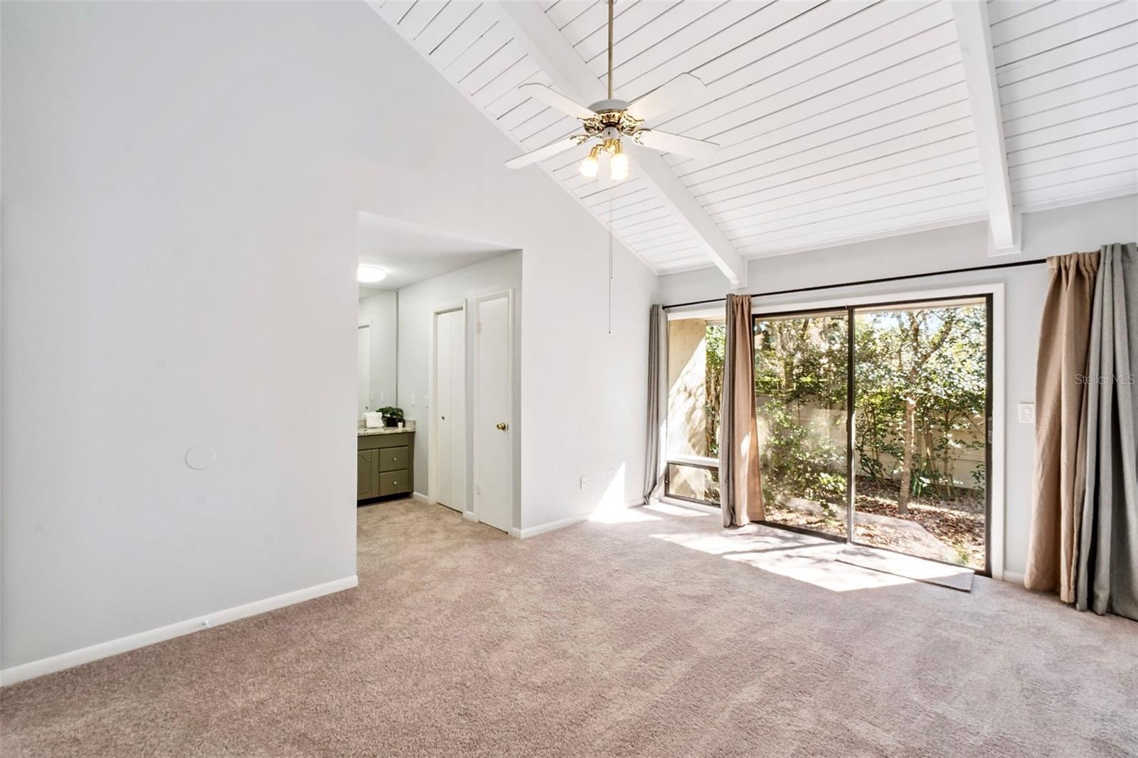 Image 17 of 59 For 200 Weeping Elm Lane