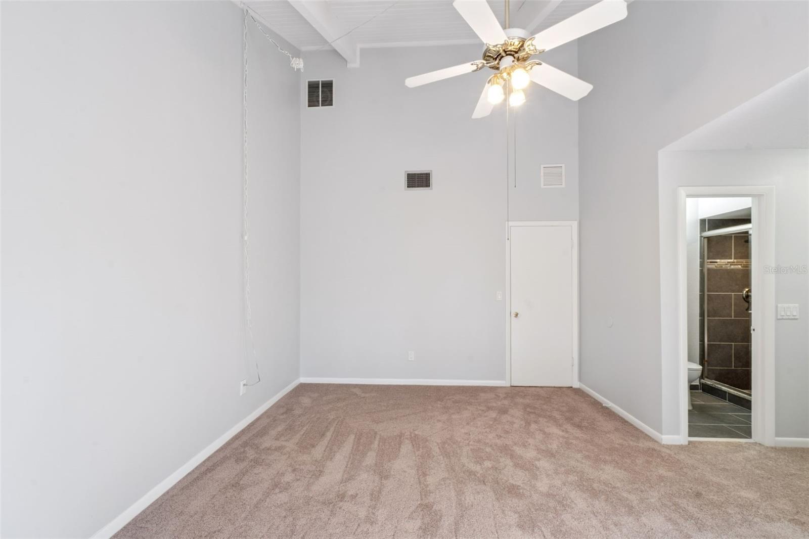 Image 19 of 59 For 200 Weeping Elm Lane