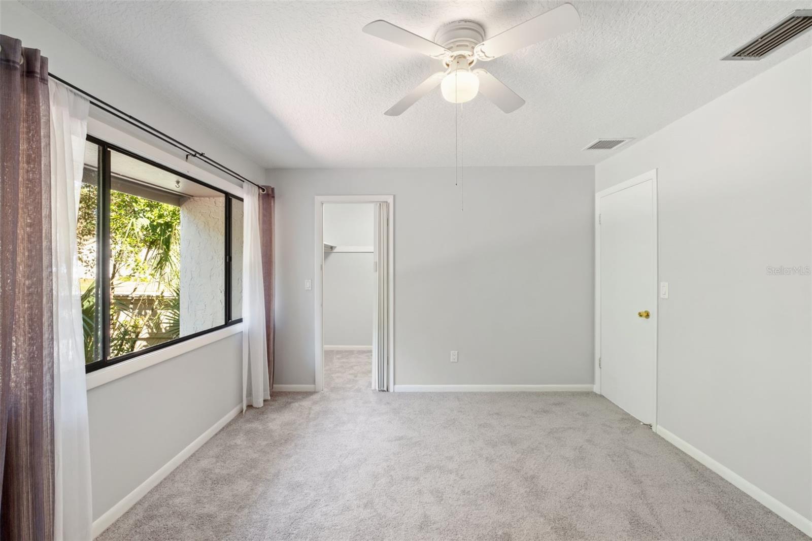 Image 24 of 59 For 200 Weeping Elm Lane