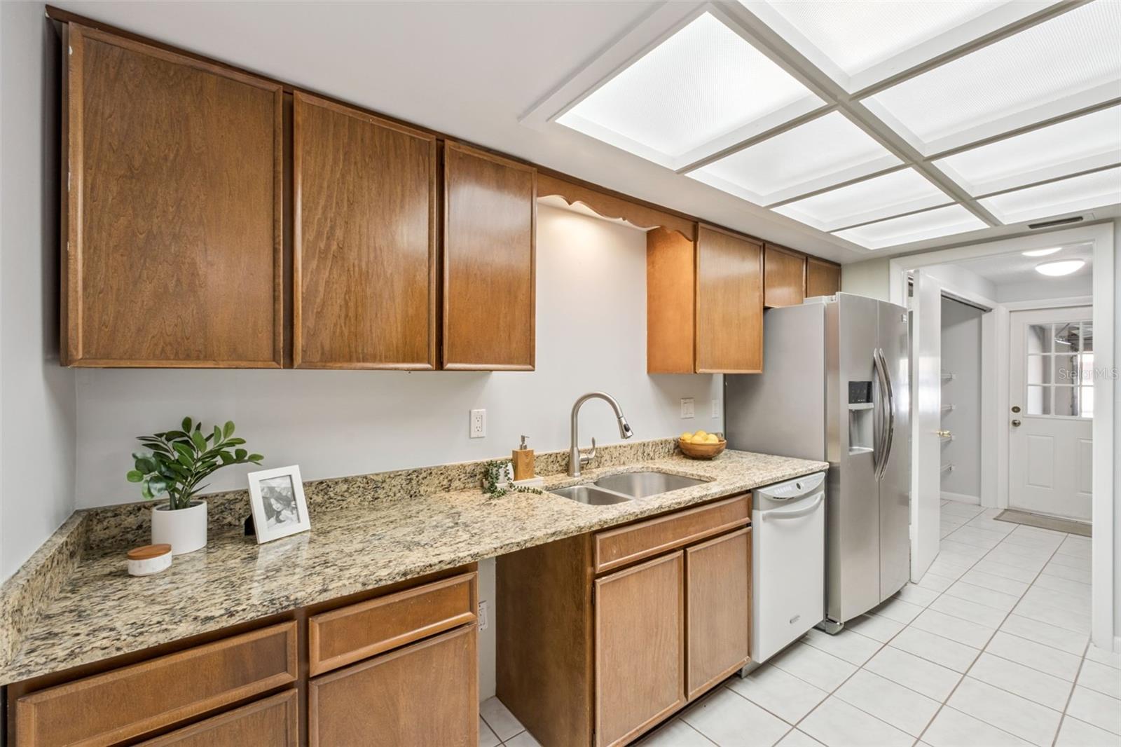 Image 5 of 59 For 200 Weeping Elm Lane