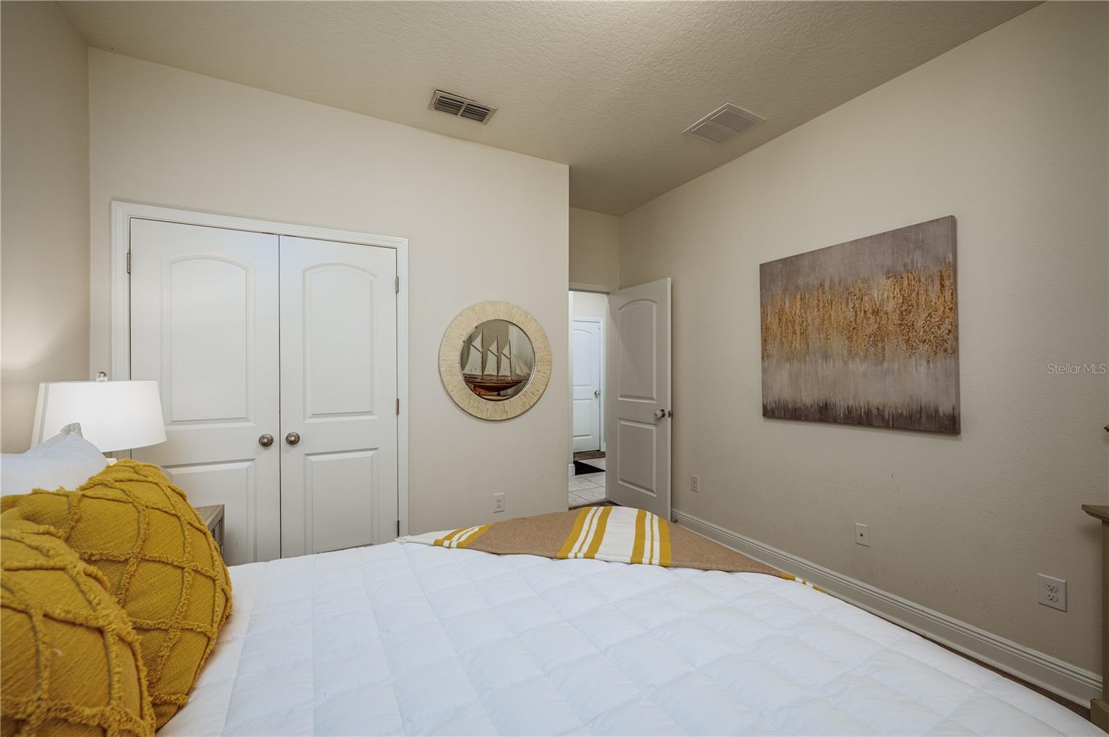 Image 20 of 56 For 23986 Terracina Court